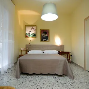 Lucia Bed & Breakfast